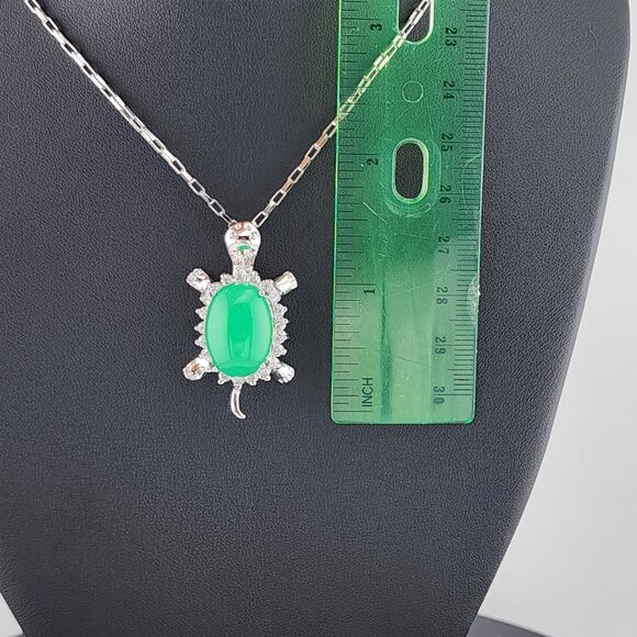Charming Jade Turtle Necklace – Brand New & Beautiful - Picture 11 of 11